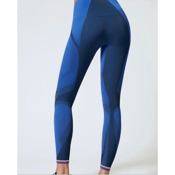 LNDR "All Seasons" Compression High Waisted Active Leggings XS/S excellent condi - Picture 2 of 14